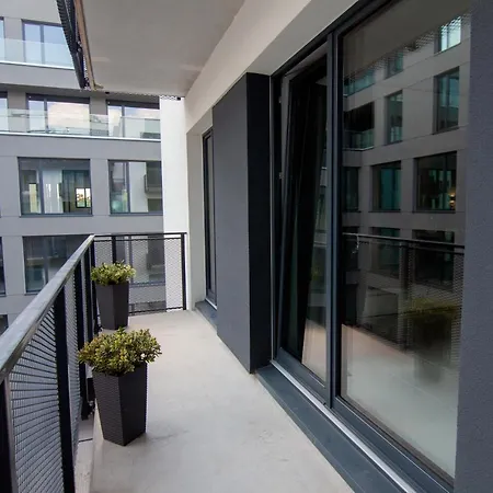 El - Antares Appartement Poznań