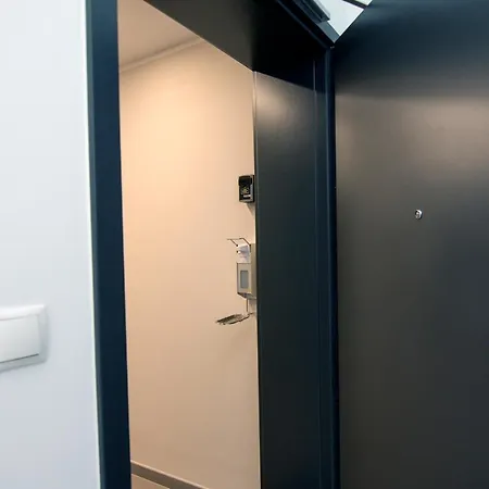 El - Antares * Poznań
